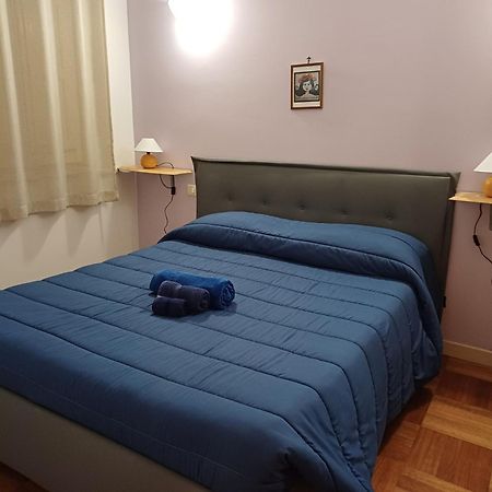 Appartamento Alessandro Al Porto Palermo Bagian luar foto